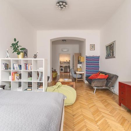 Bright & Spacious Loft With Basilica View Βουδαπέστη Εξωτερικό φωτογραφία